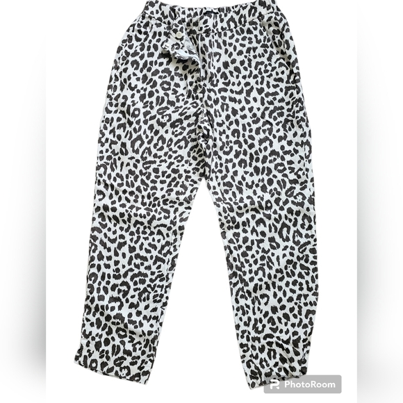 J. CREW Linen blend patio pant in leopard print - Picture 5 of 6